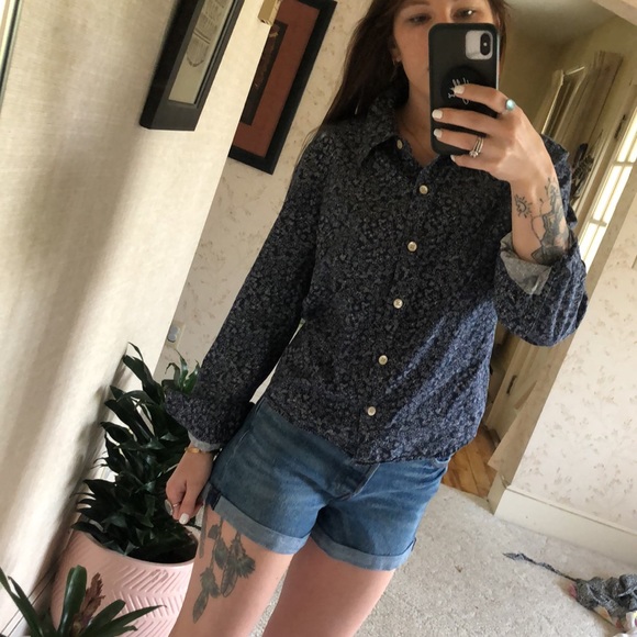 SOLD Gap Dainty Floral Button Down Cotton Long Sleeve - Picture 7 of 13